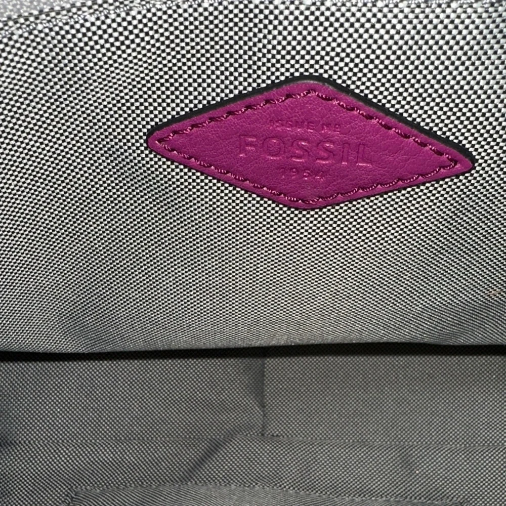 Fossil Hannah Hobo Leather & Suede Purple Magenta Shoulder Bag NWOT w/Key Charm